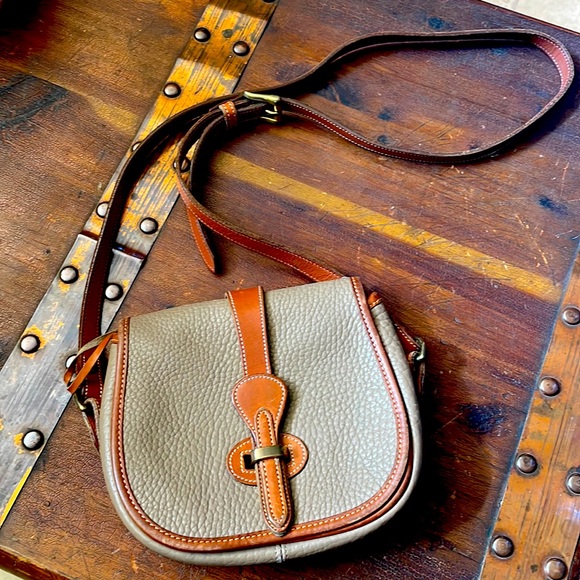 Dooney &Burke Purse - Brown trim and tan leather - Picture 1 of 8